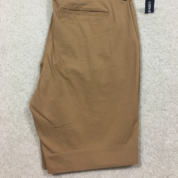Old Navy Bermuda Shorts - Picture 6 of 8